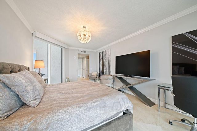 4600 N Ocean Drive 703, Singer Island, FL 33404