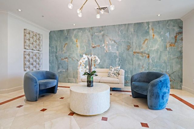 4600 N Ocean Drive 703, Singer Island, FL 33404