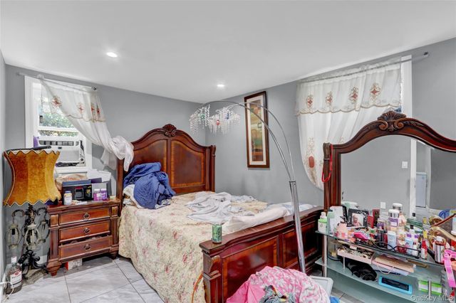 10445 198th Street, Jamaica, NY 11412