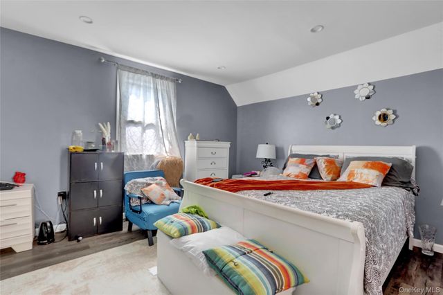 10445 198th Street, Jamaica, NY 11412