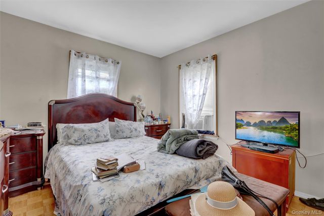 10445 198th Street, Jamaica, NY 11412