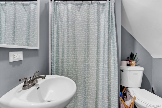 10445 198th Street, Jamaica, NY 11412