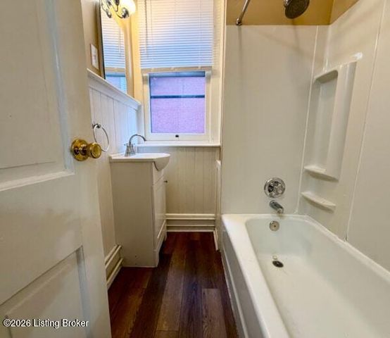 1153 S 1st St, Louisville, KY 40203