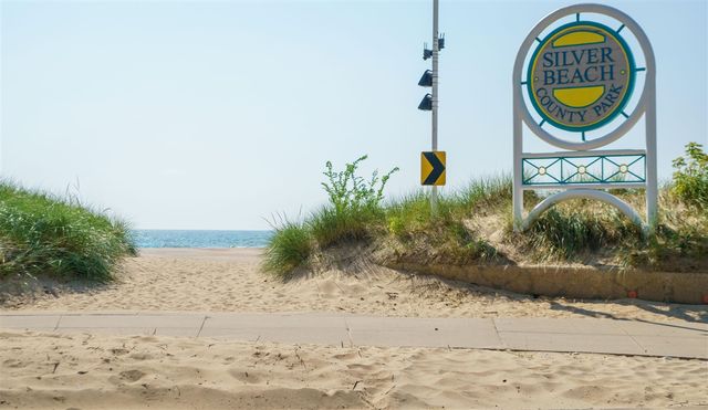 307 Park Street, Saint Joseph, MI 49085