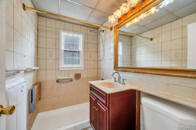 13715 169th Street, Jamaica, NY 11434