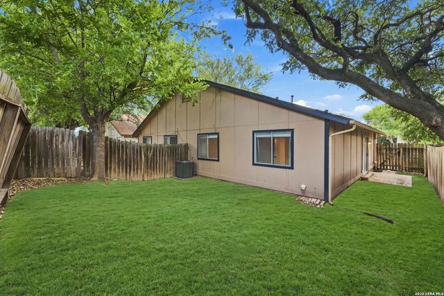 12225 RIDGE CROWN ST, San Antonio, TX 78247