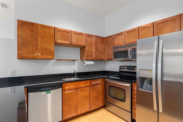 99 Chestnut Hill Avenue 310, Boston, MA 02135