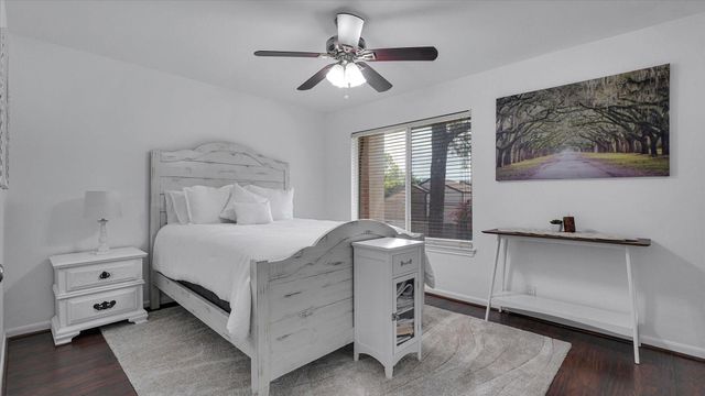 2608 Bering Drive 2608, Houston, TX 77057