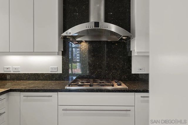 1199 Pacific Hwy 704, San Diego, CA 92101