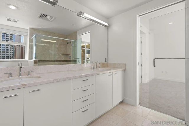 1199 Pacific Hwy 704, San Diego, CA 92101