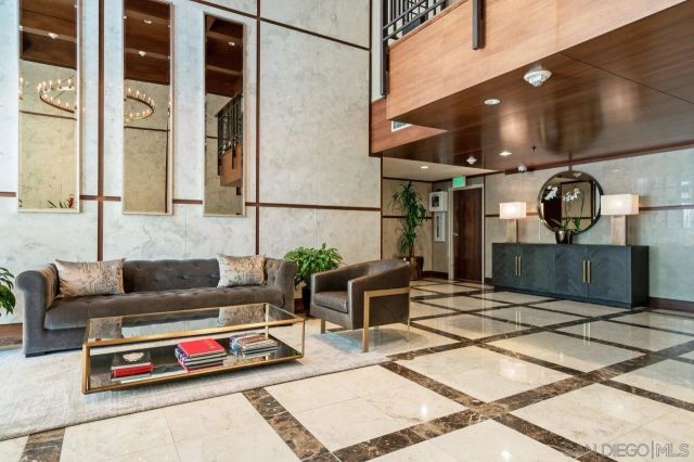 1199 Pacific Hwy 704, San Diego, CA 92101