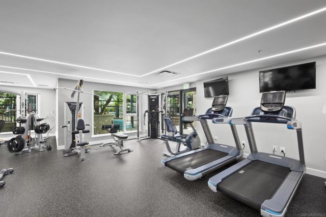 1199 Pacific Hwy 704, San Diego, CA 92101