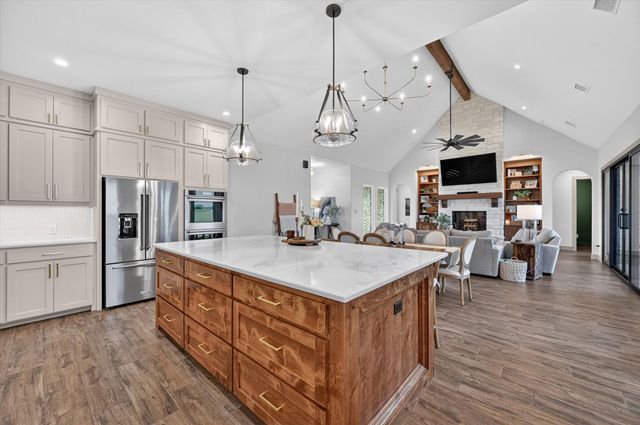 12262 Fm 1384, Justin, TX 76247
