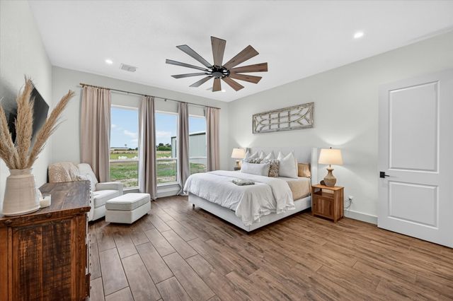 12262 Fm 1384, Justin, TX 76247