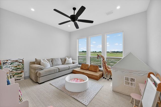 12262 Fm 1384, Justin, TX 76247