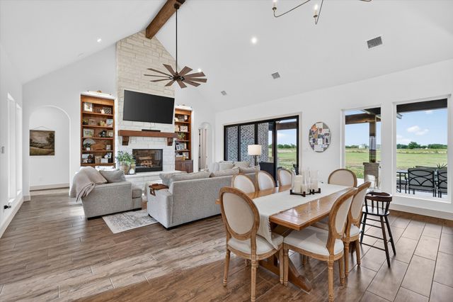 12262 Fm 1384, Justin, TX 76247