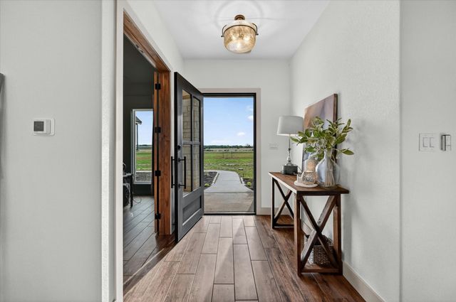 12262 Fm 1384, Justin, TX 76247