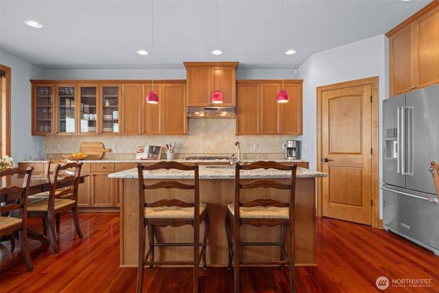 2727 E Lake Sammamish Parkway NE, Sammamish, WA 98074