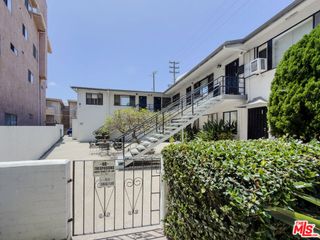 1815 Greenfield Avenue, Los Angeles, CA 90025