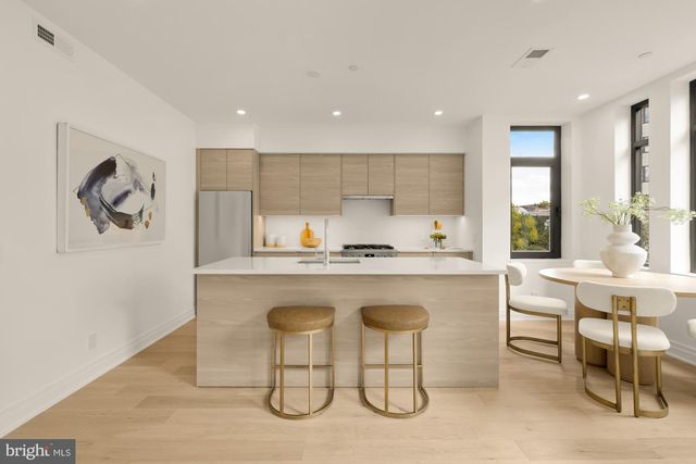 1128 10TH ST NW #101, Washington, DC 20001