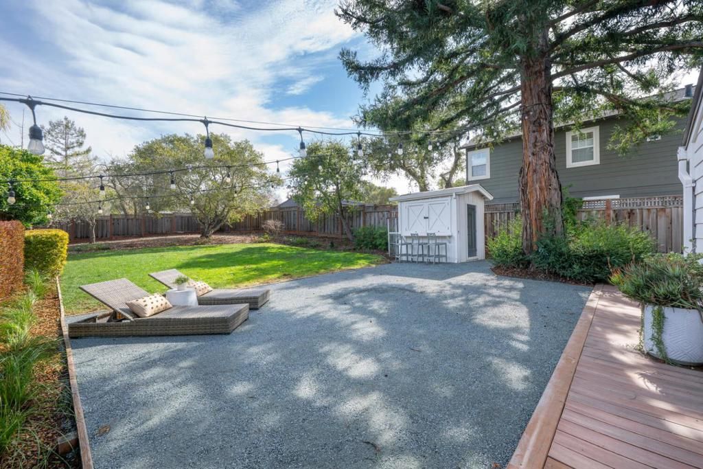 Image 25 of property listing at 175 Springdale Way, Emerald Hills, CA 94062