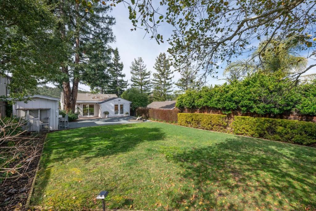 Image 27 of property listing at 175 Springdale Way, Emerald Hills, CA 94062