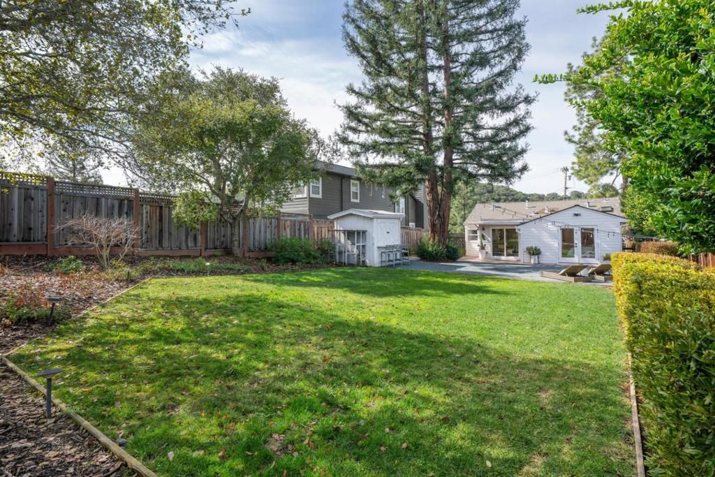 Image 30 of property listing at 175 Springdale Way, Emerald Hills, CA 94062