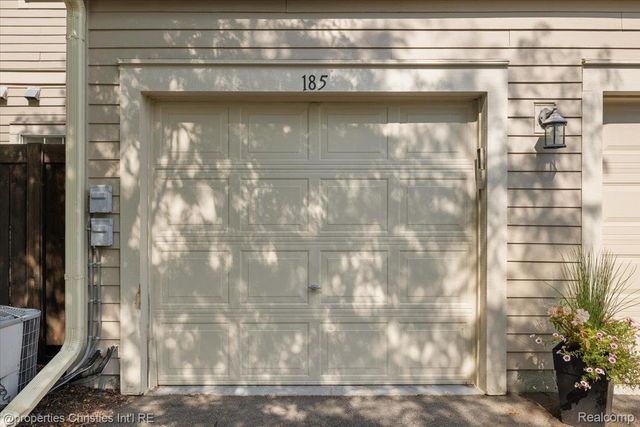 185 Hamilton Street, Plymouth, MI 48170