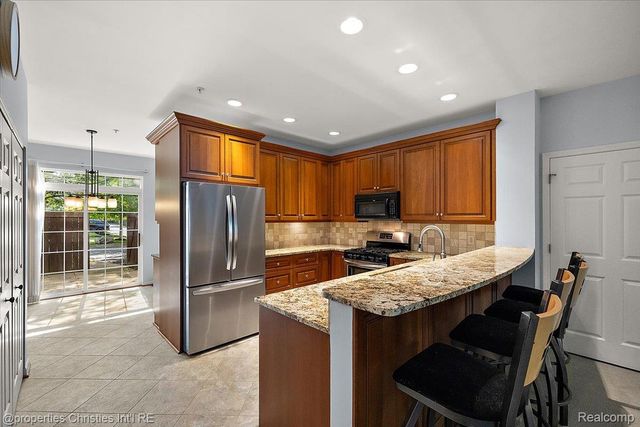 185 Hamilton Street, Plymouth, MI 48170