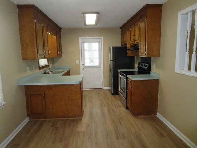 1320 Race Track Road, Sumter, SC 29153