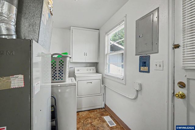 2225 Jelden St NE, Salem, OR 97301