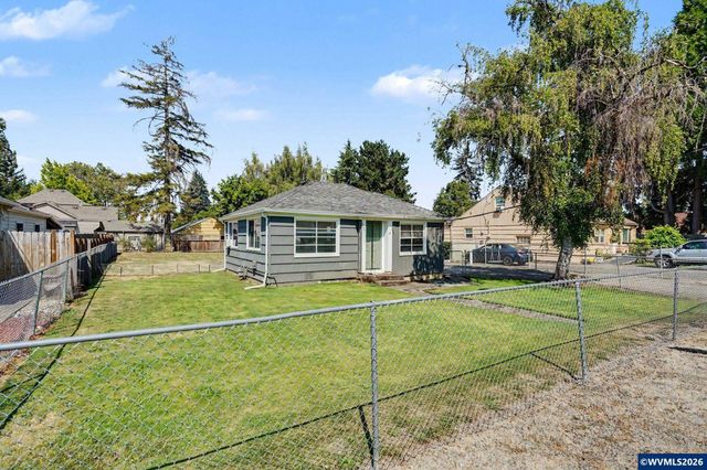2225 Jelden St NE, Salem, OR 97301