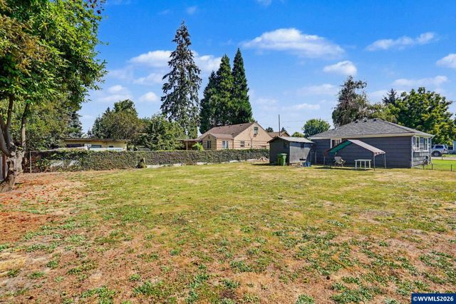 2225 Jelden St NE, Salem, OR 97301