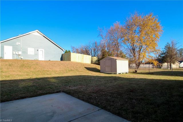 2101 Owens Street, Greensboro, NC 27405