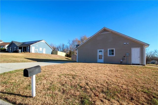 2101 Owens Street, Greensboro, NC 27405