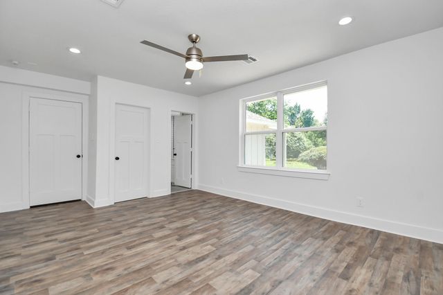 8221 Hezekiah Lane, Houston, TX 77088
