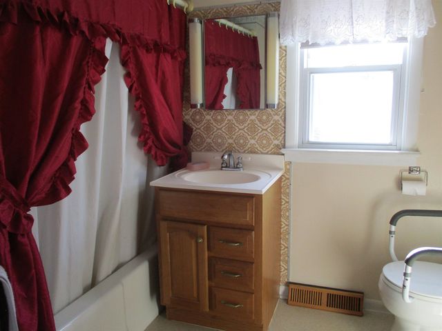 181 BELLEVUE ST, Timberville, VA 22853