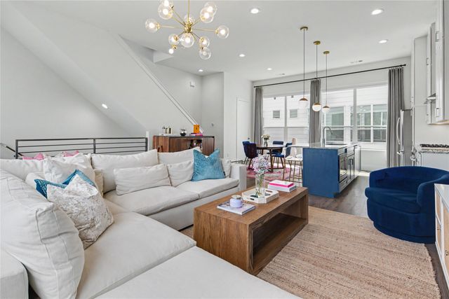 5811 Lindell Avenue 103, Dallas, TX 75206