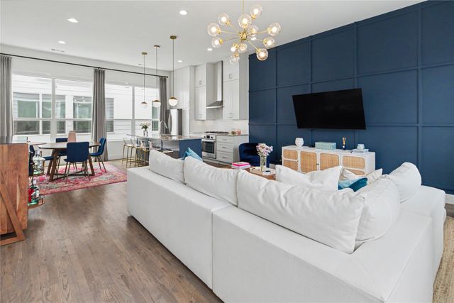 5811 Lindell Avenue 103, Dallas, TX 75206