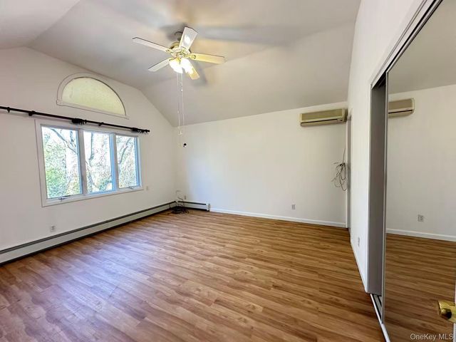 8716 Palo Alto Street, Hollis, NY 11423