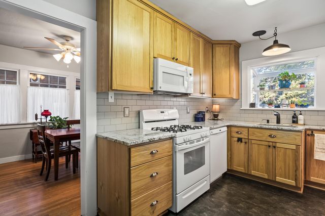 429 NW State Street, Bend, OR 97703