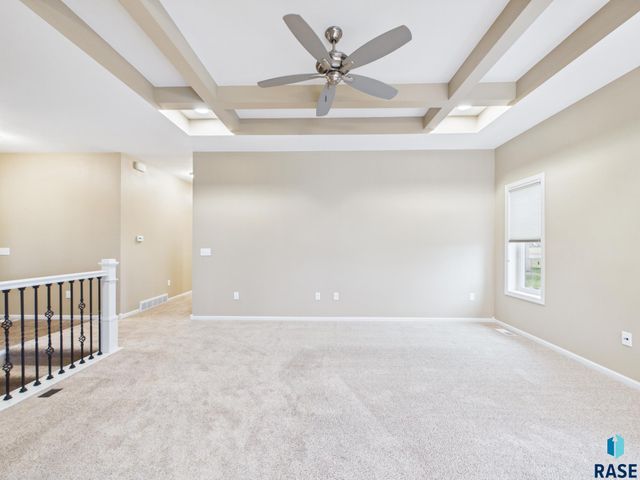 908 S 5th Ave Avenue, Brandon, SD 57005
