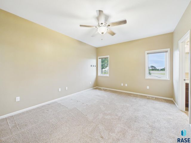 908 S 5th Ave Avenue, Brandon, SD 57005