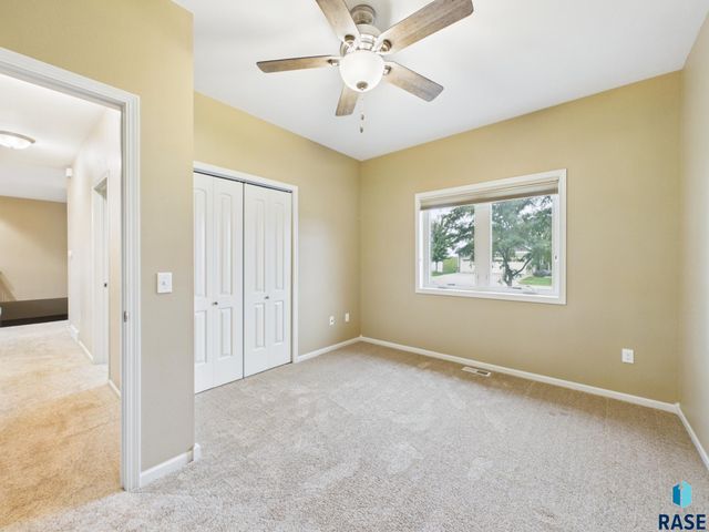 908 S 5th Ave Avenue, Brandon, SD 57005