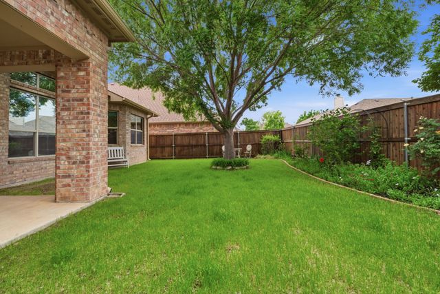 1308 Isabella Lane, Savannah, TX 76227