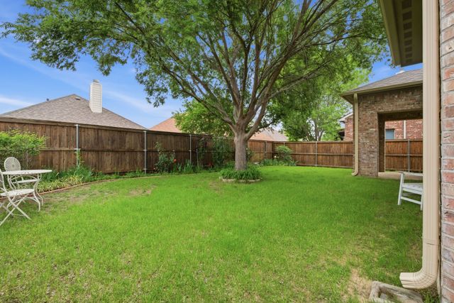 1308 Isabella Lane, Savannah, TX 76227