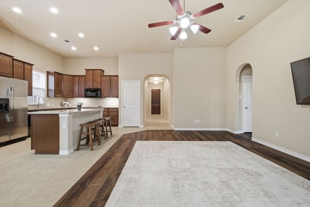 1308 Isabella Lane, Savannah, TX 76227