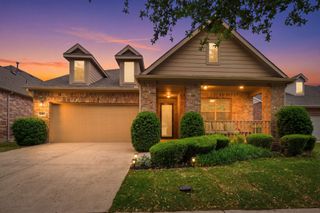 1308 Isabella Lane, Savannah, TX 76227