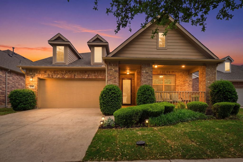 1308 Isabella Lane, Savannah, TX 76227