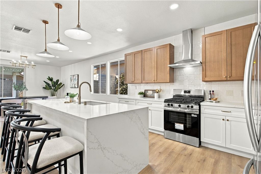 8725 Butterchurn Avenue, Las Vegas, NV 89143 — photo 3